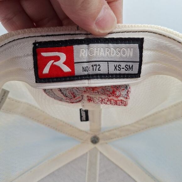 Hobgood Braves Fitted Hat Cap Size XS/S Flexfit Red White Blue - Picture 8 of 8